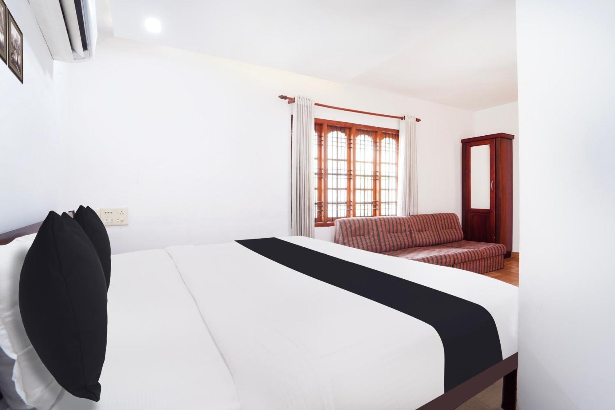 Super Townhouse City Center Ernakulam Kochi Exteriér fotografie
